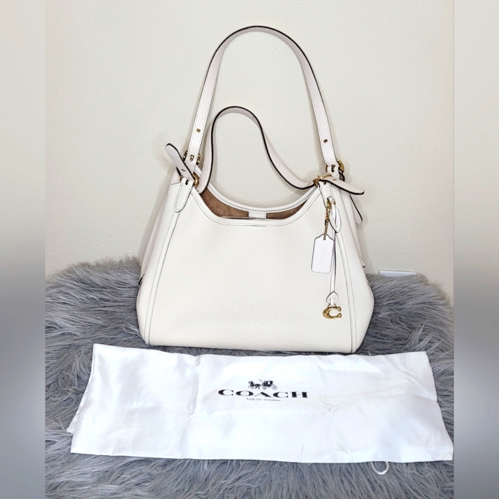 Coach Lori shoulder bag in great condition